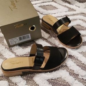 Trotters Womens Sandals 5 1/2 M 5.5 Billie 6 M New